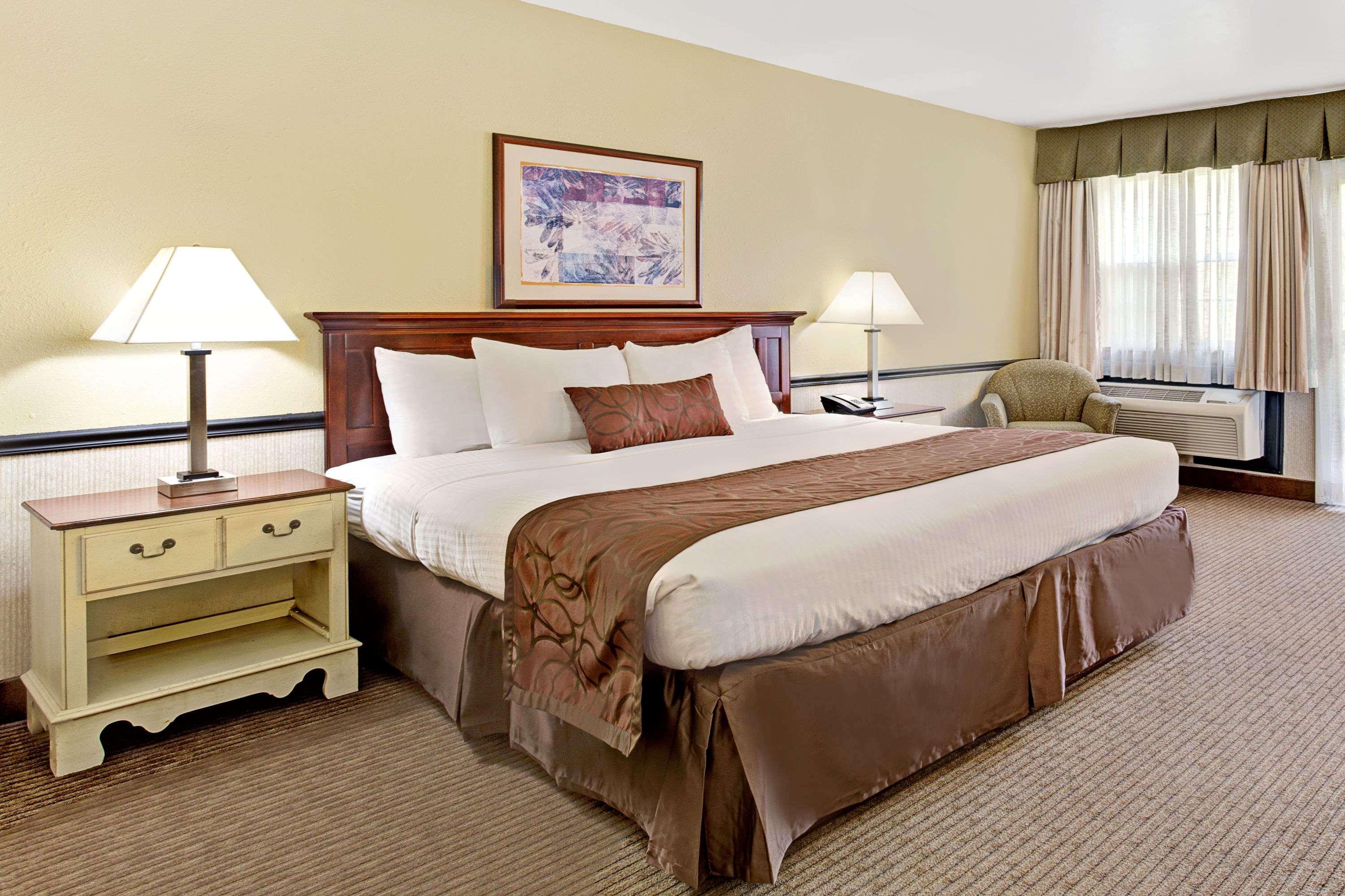 Baymont By Wyndham Provo River Exterior photo